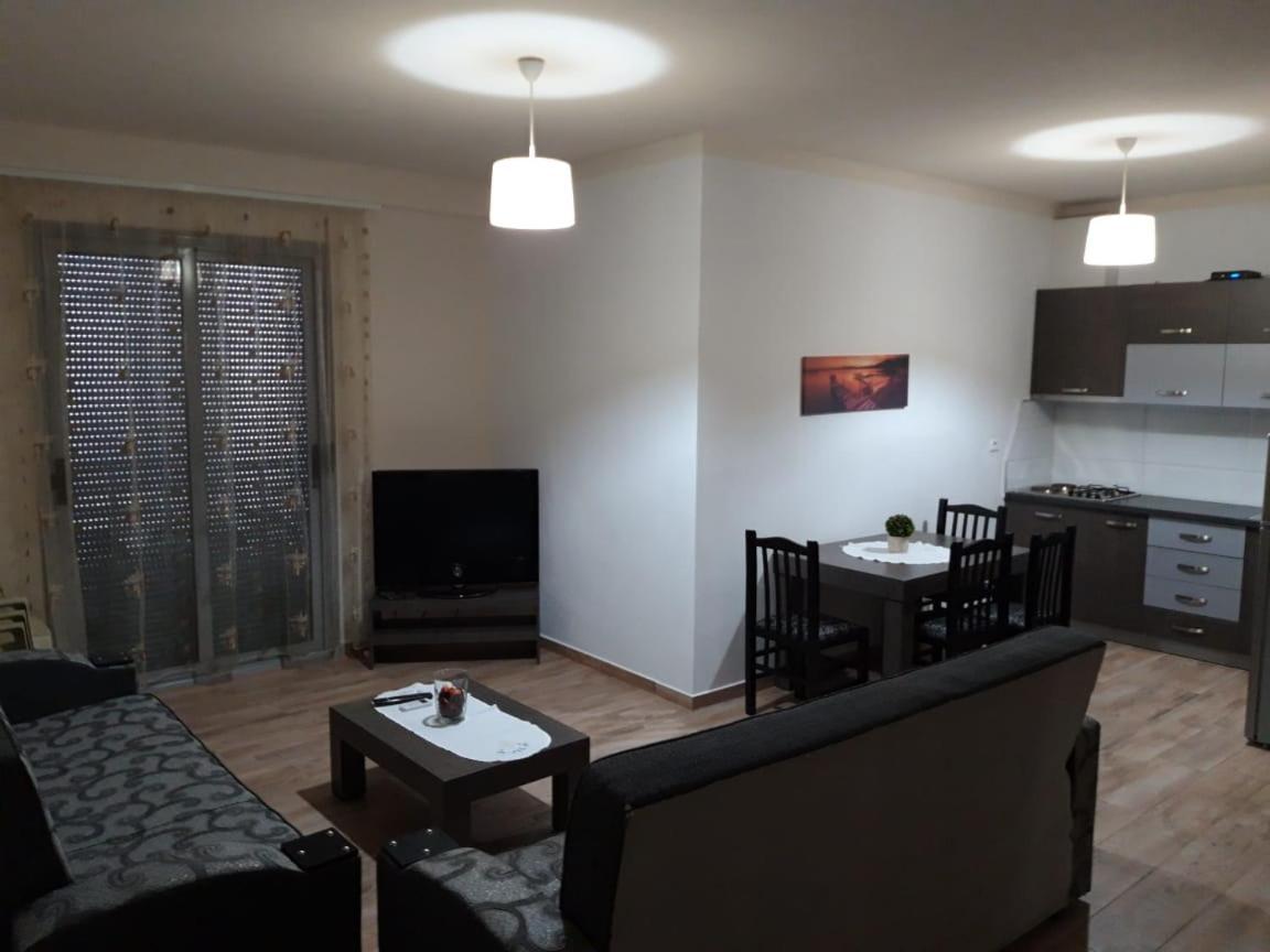 Disy Apartments Vlore Phòng bức ảnh